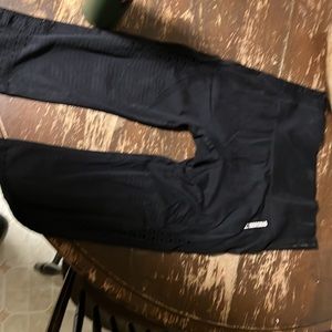 Gymshark Energy+ Seamless Cropped Leggings - Black